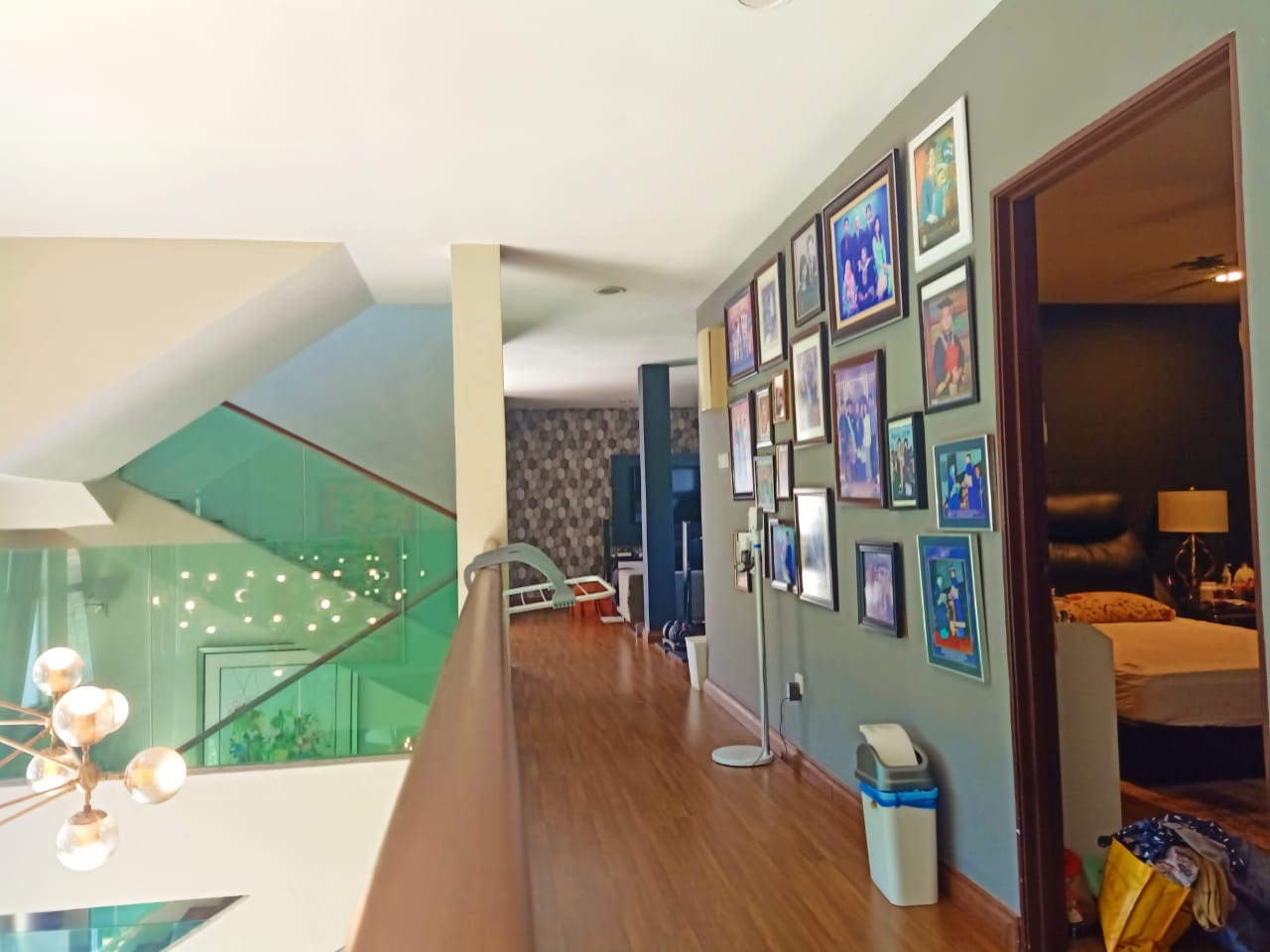 gallery